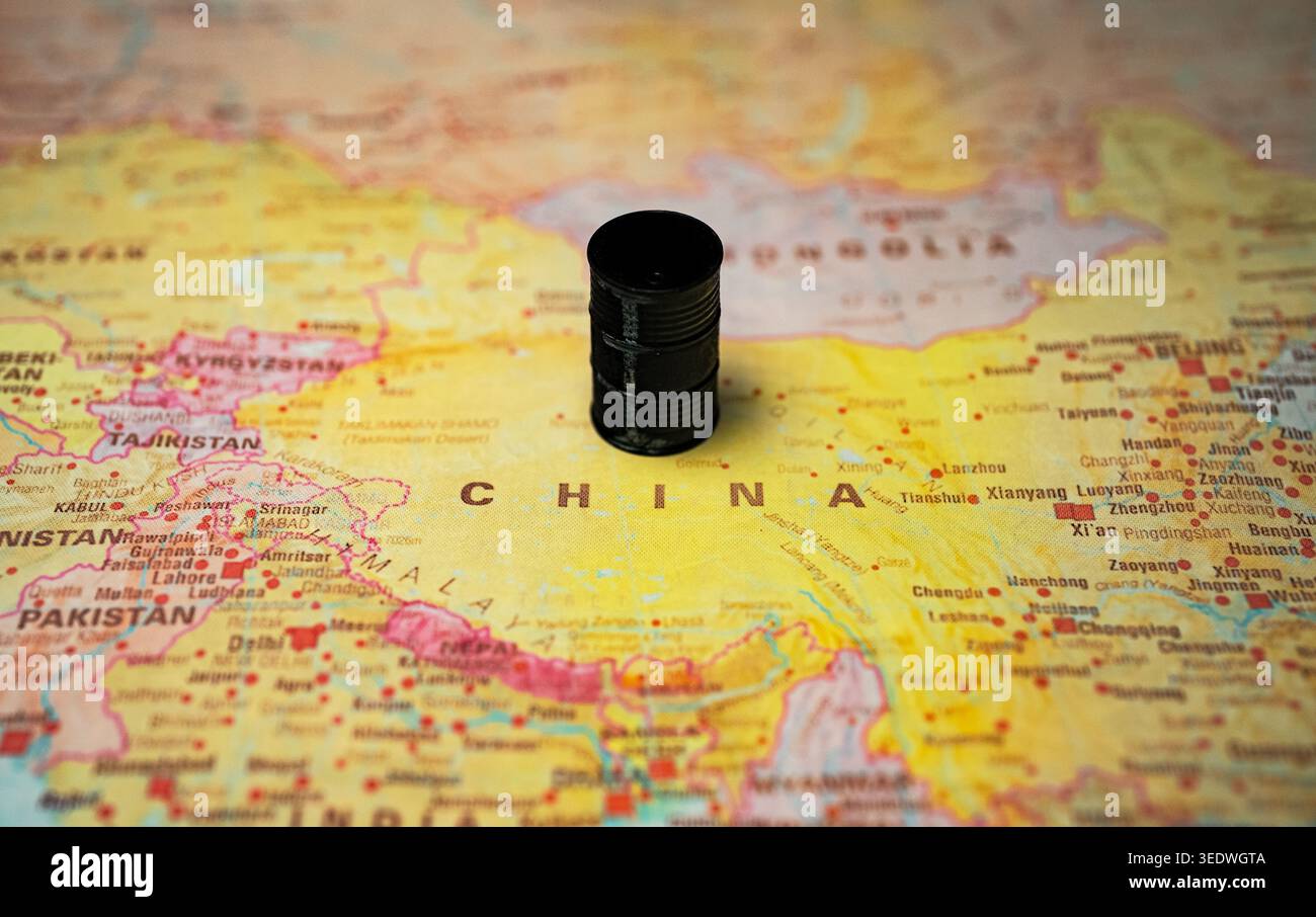 Consumo di energia industriale e domanda di petrolio sulla mappa della Cina. Foto Stock