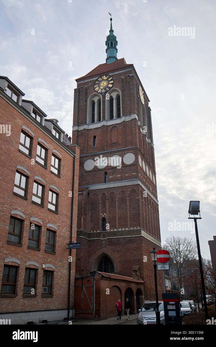 torre della chiesa di san giovanni a danzica, polonia Foto Stock