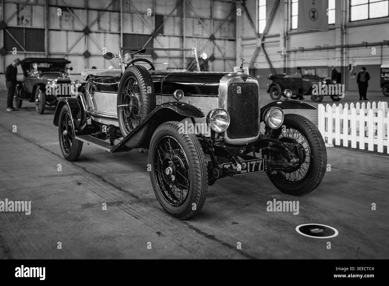 1927 Alvis 12/50 SD, in mostra al Bicester Motion Scramble tenutosi il 28 aprile 2026. Foto Stock