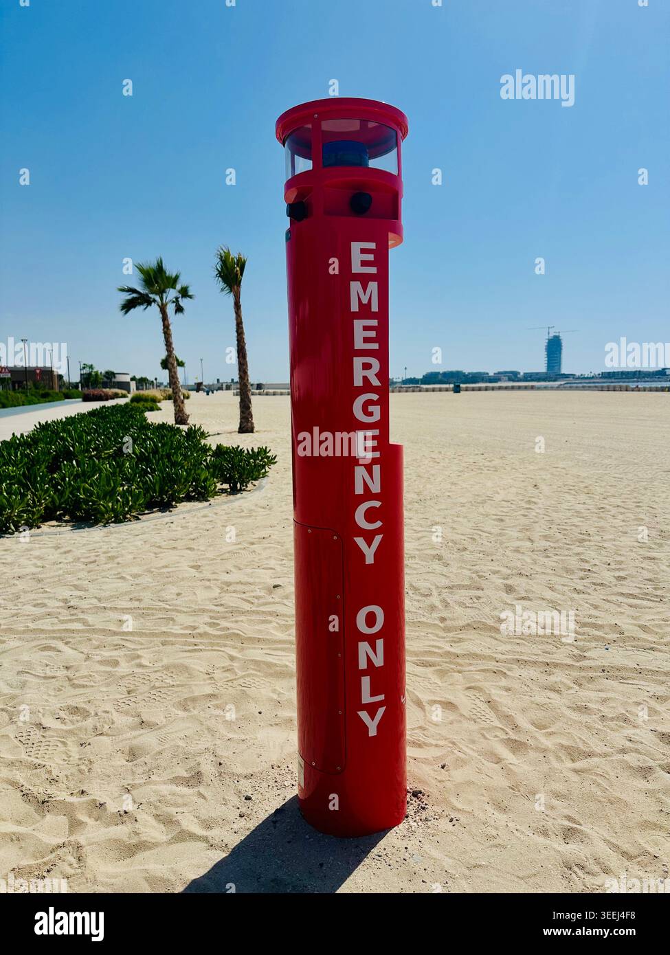 Stazione SOS J Beach1 Dubai - Immagine stock catturata con smartphone