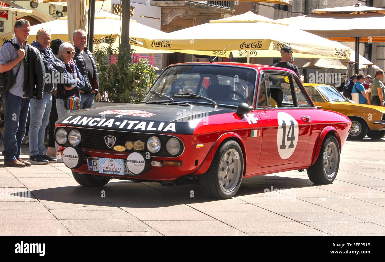 Red vintage Lancia Fulvia HF rally car con numero di gara 14 al 30° Rally Internazionale Oldtimer di Rijeka, Croazia, 2 maggio 2026. Foto Stock