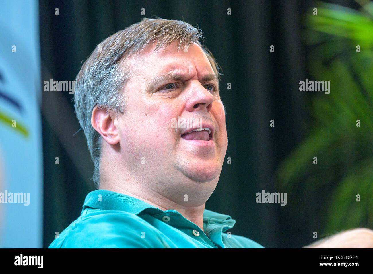 New Orleans, LOUISIANA, USA - 29 marzo 2025: Il giornalista Jonathan Martin durante una discussione sul panorama politico americano al New Orleans Bookfest Foto Stock