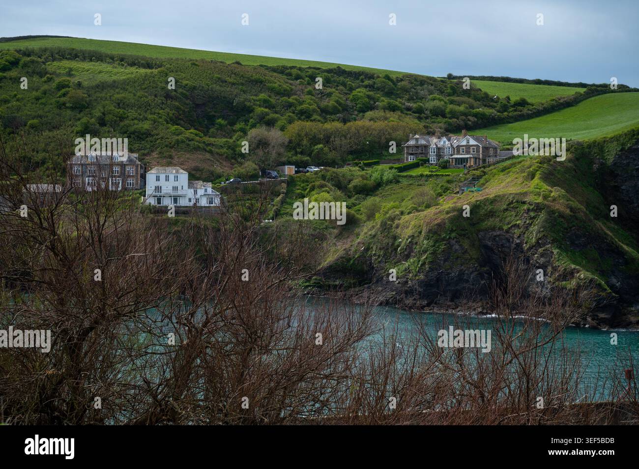 Case a Port Isaac in Cornovaglia dove è stata girata la serie Doc Martin, che mostra una meta turistica Foto Stock