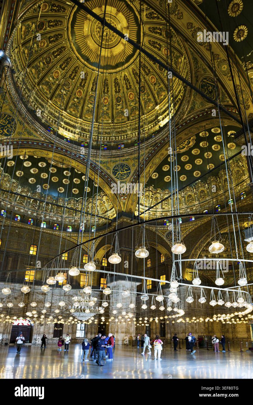 Vista interna, Moschea Mehmet Ali, Moschea di alabastro, Cittadella, Cairo, Egitto Foto Stock
