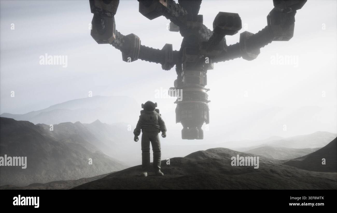 Astronauta su un altro pianeta con polvere e nebbia Foto Stock