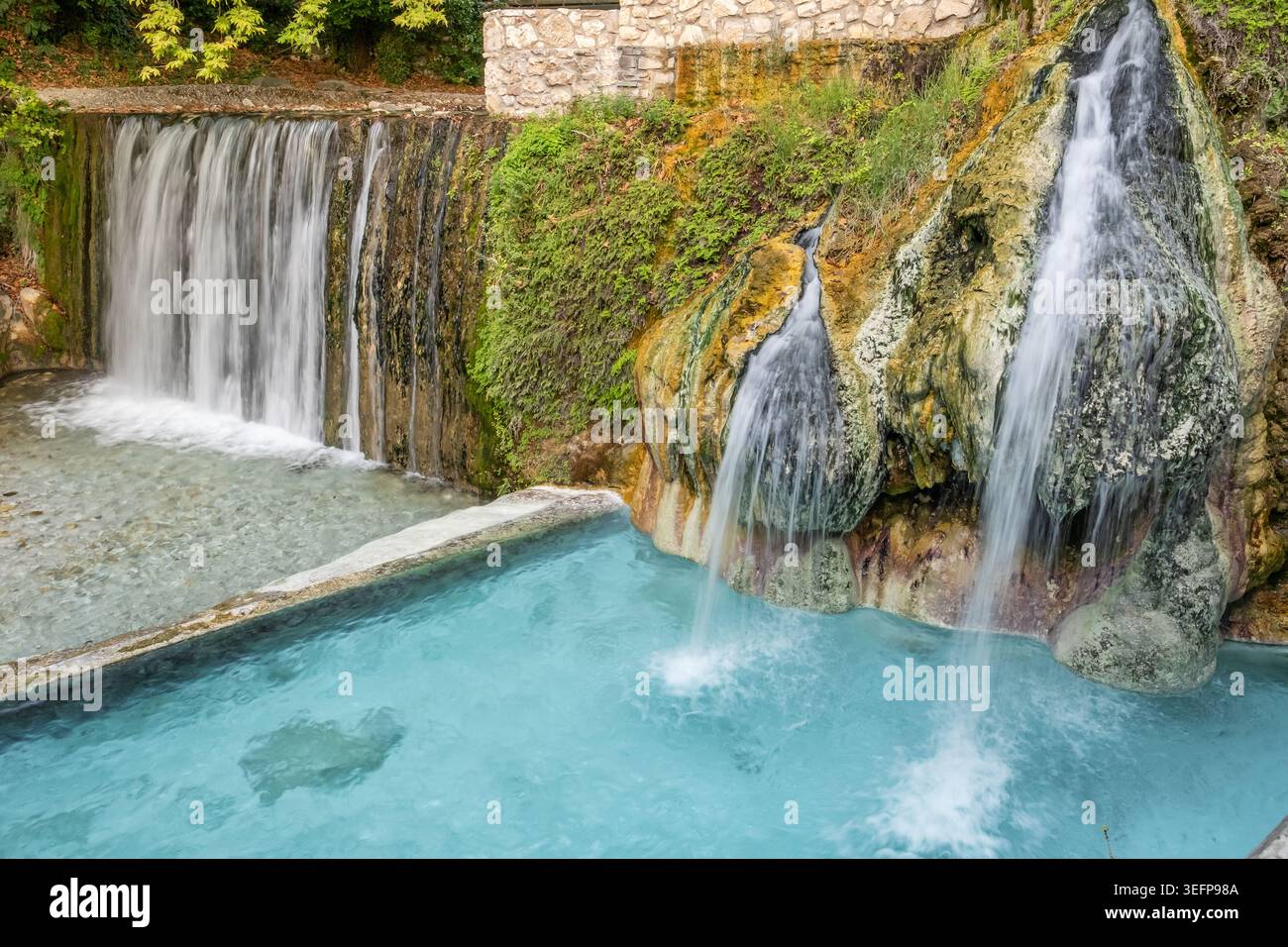 Piscina termale vuota al Pozar Baths Grecia Foto Stock
