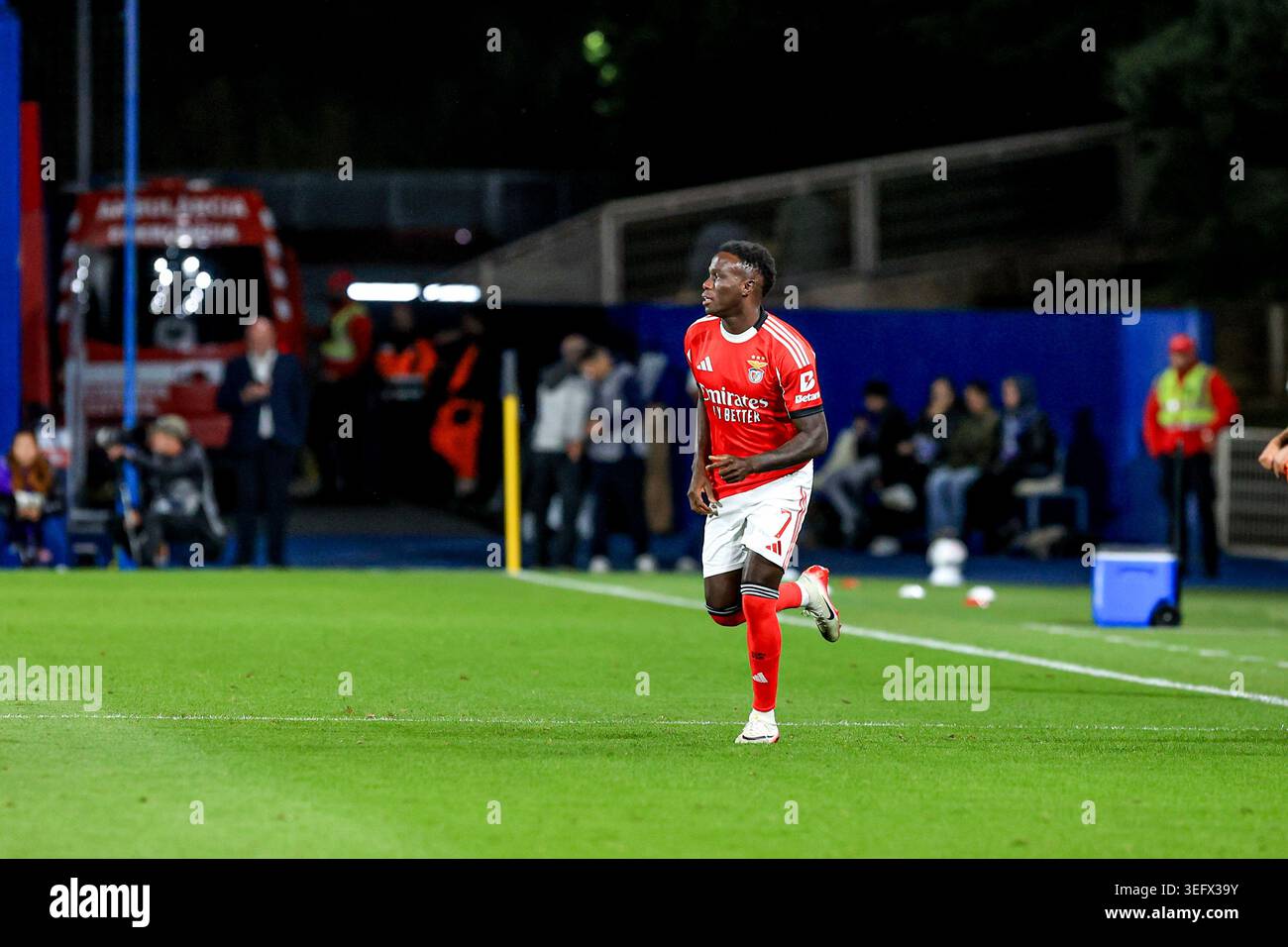 Lisbona, Portogallo. 16 maggio 2026. Estadio Antonio Coimbra da Mota Bruma di SL Benfica durante la partita di Primeira Liga tra GD Estoril Praia e SL Benfica all'Estadio Antonio Coimbra da Mota il 16 maggio 2026 a Estoril, Portogallo. Liga Portugal Betclic - GD Estoril Praia vs SL Benfica (Valter Gouveia/SPP) credito: SPP Sport Press Photo. /Alamy Live News Foto Stock