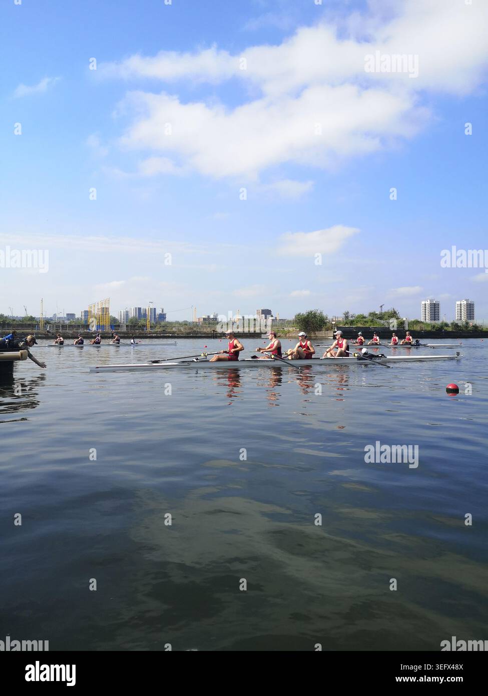 Gara di canottaggio, Regatta Centre, East London, Regno Unito Foto Stock