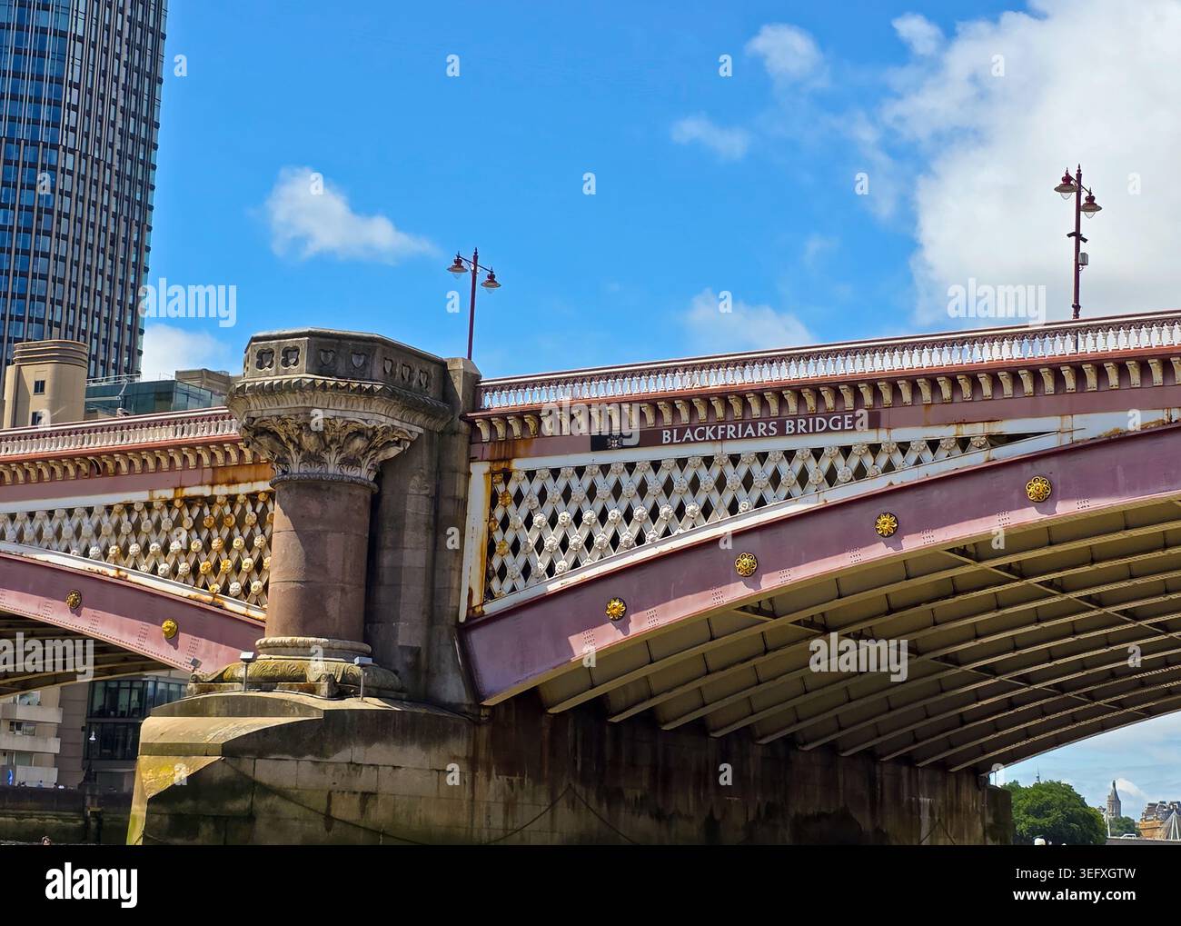 Blackfriars Bridge di Londra Foto Stock