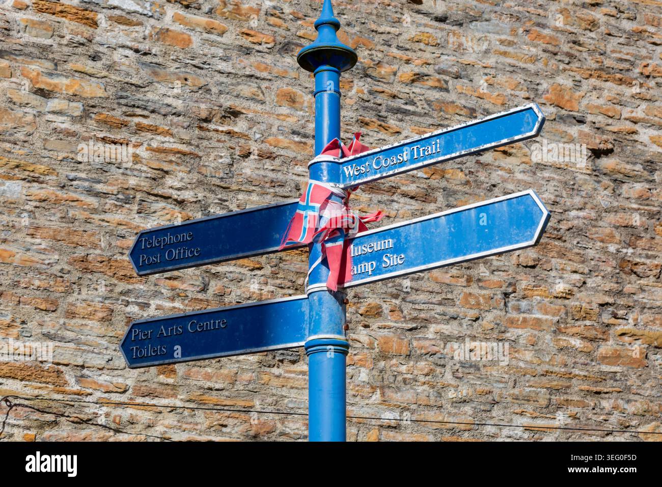 Palo segnaletico, Stromness, Orcadi, Regno Unito Foto Stock