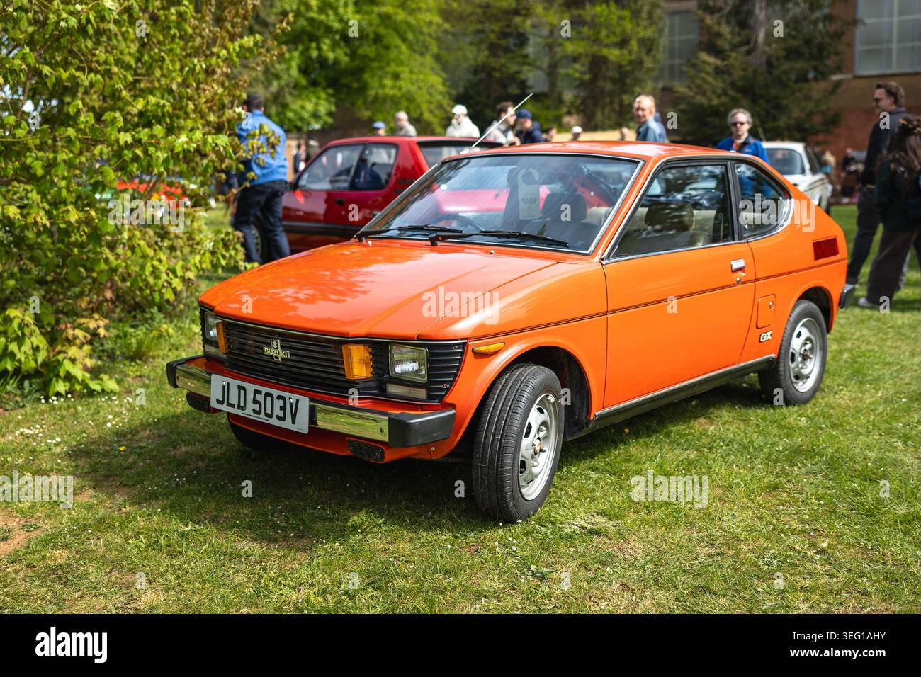 1979 Suzuki SC100 'Whizzkid' GX, in mostra al Bicester Motion Scramble tenutosi il 28 aprile 2026. Foto Stock