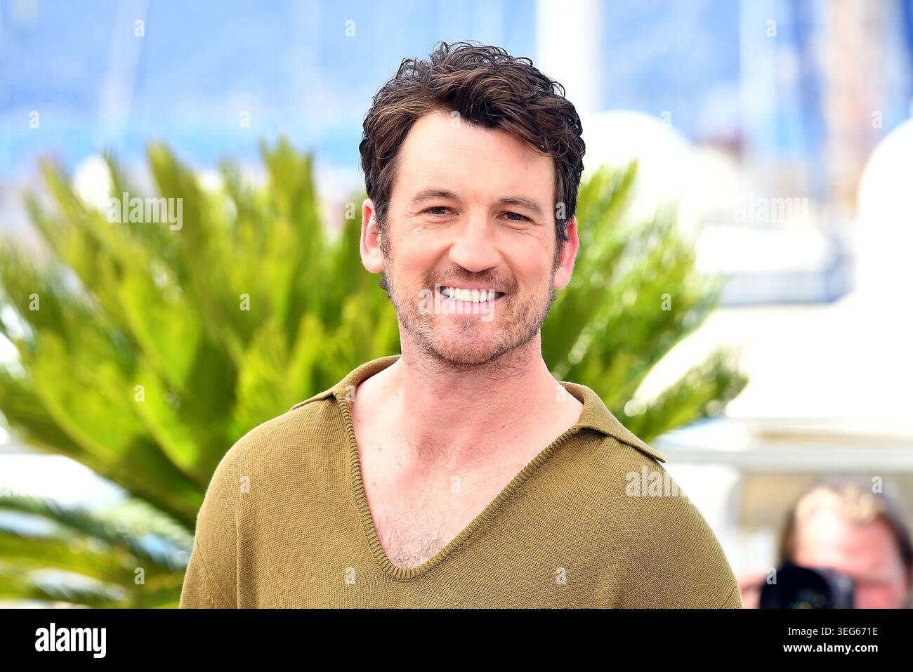 Miles Teller durante la photocall „Paper Tiger“ al 79° Festival annuale di Cannes al Palais des Festivals il 17 maggio 2026 a Cannes, Francia Foto Stock