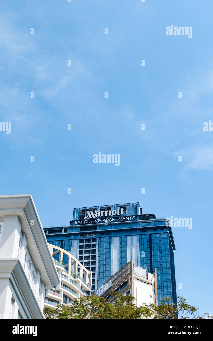Da Nang, Vietnam - 14 maggio 2026: Marriott Executive Apartments a Danang. Gli appartamenti Marriott sono sistemazioni premium in stile appartamento by Marriott Foto Stock