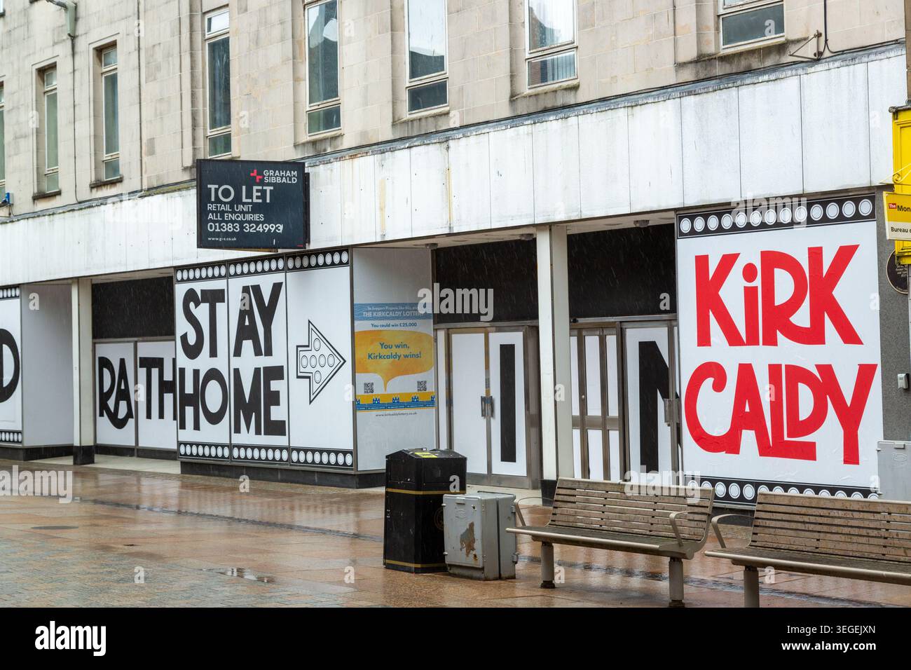 Un'unità al dettaglio chiusa a Kirkcaldy High Street, Kirkcaldy, Fife, Scozia Foto Stock