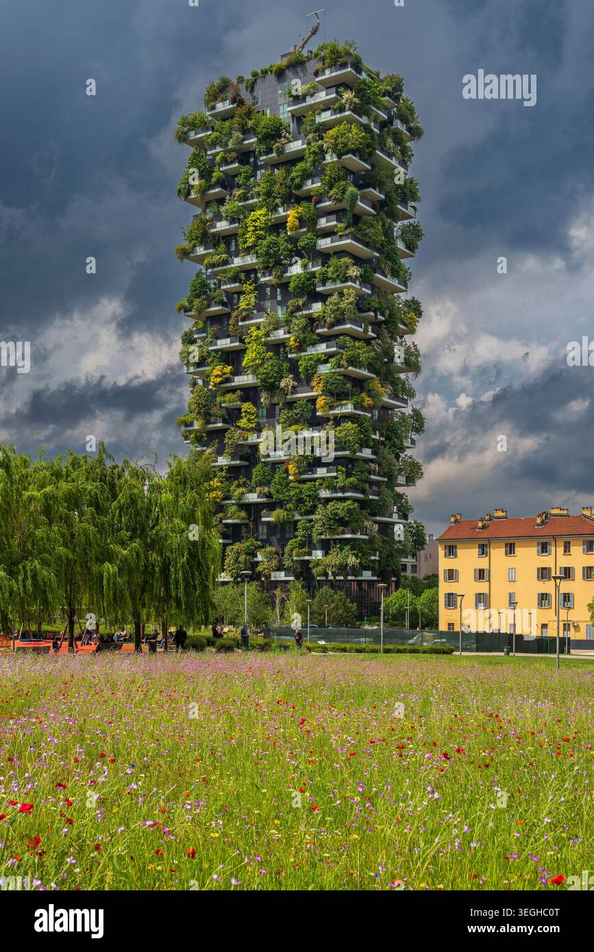Bosco verticale, torri residenziali, quartiere porta Nuova, Milano, Lombardia, Italia Foto Stock