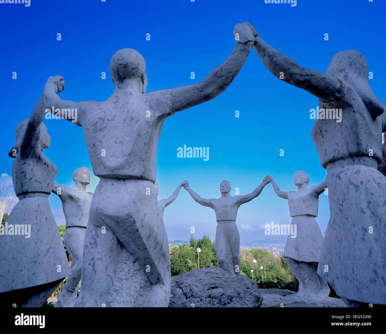 Sardana Dancers, Montjuic Park, Barcellona, Spagna. Foto Stock