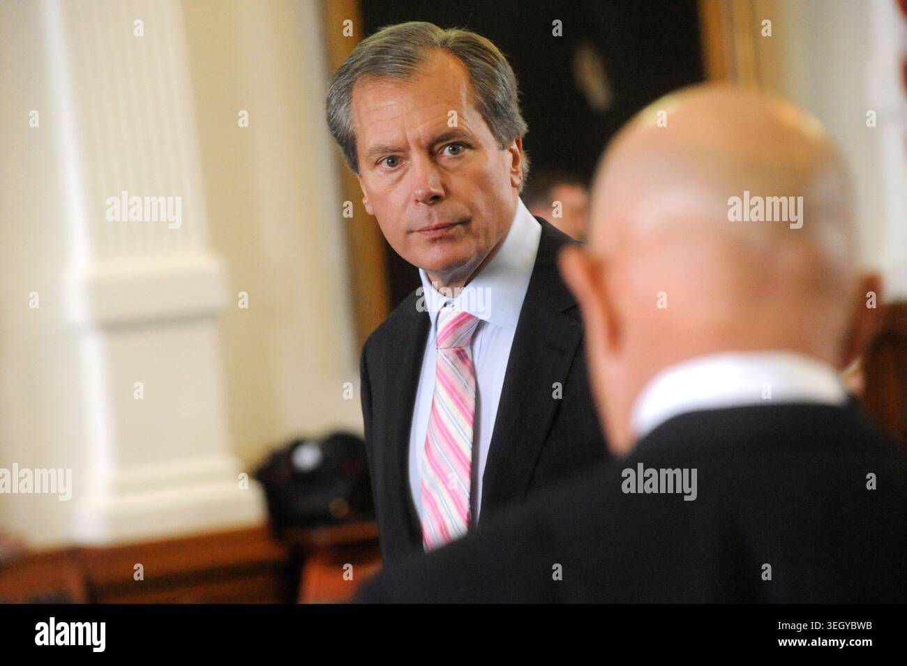 Texas tenente governatore David Dewhurst presso il Texas State Capitol, Austin, Texas, 16 febbraio 2011. (Foto di John Anderson/The Austin Chronicle) Foto Stock