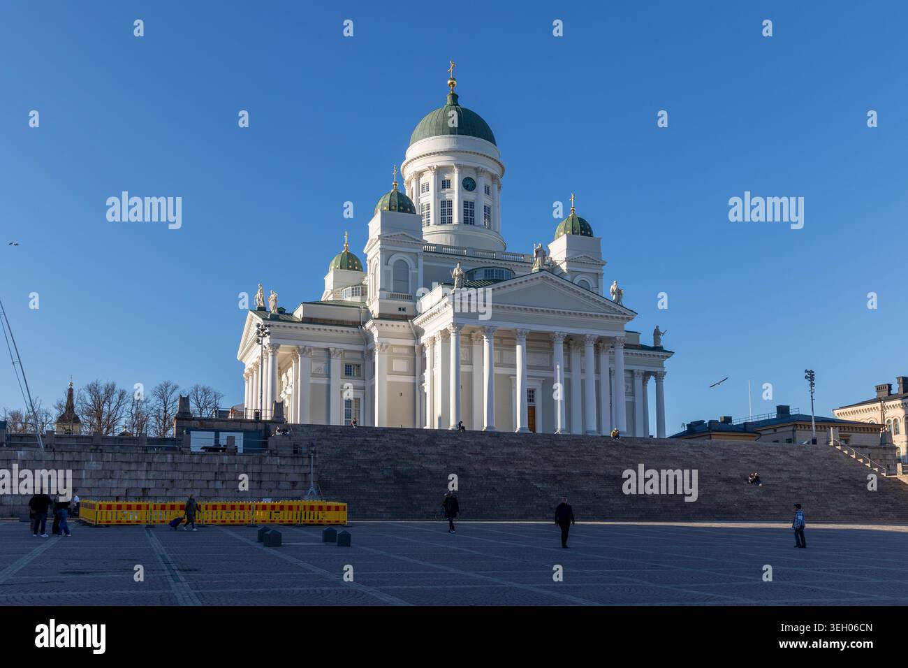 La cattedrale di Helsinki (in finlandese Helsingin tuomiokirkko) è la cattedrale della diocesi di Helsinki e uno dei più grandi monumenti di Helsinki. Foto Stock