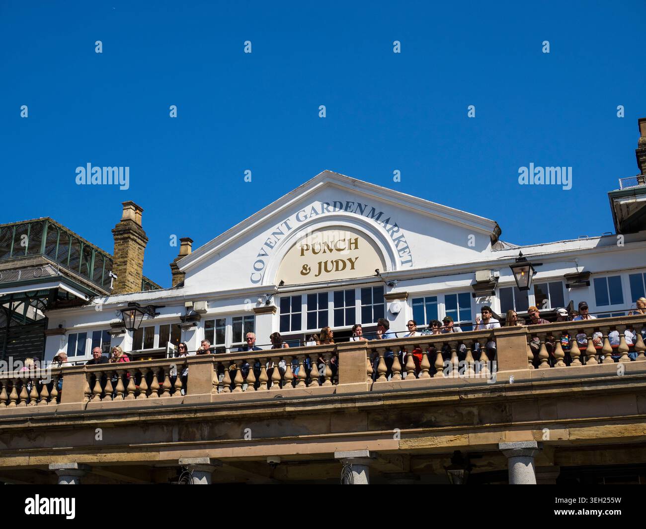 Punch and Judy, Pub, Covent Garden, Londra, Inghilterra, REGNO UNITO. Foto Stock
