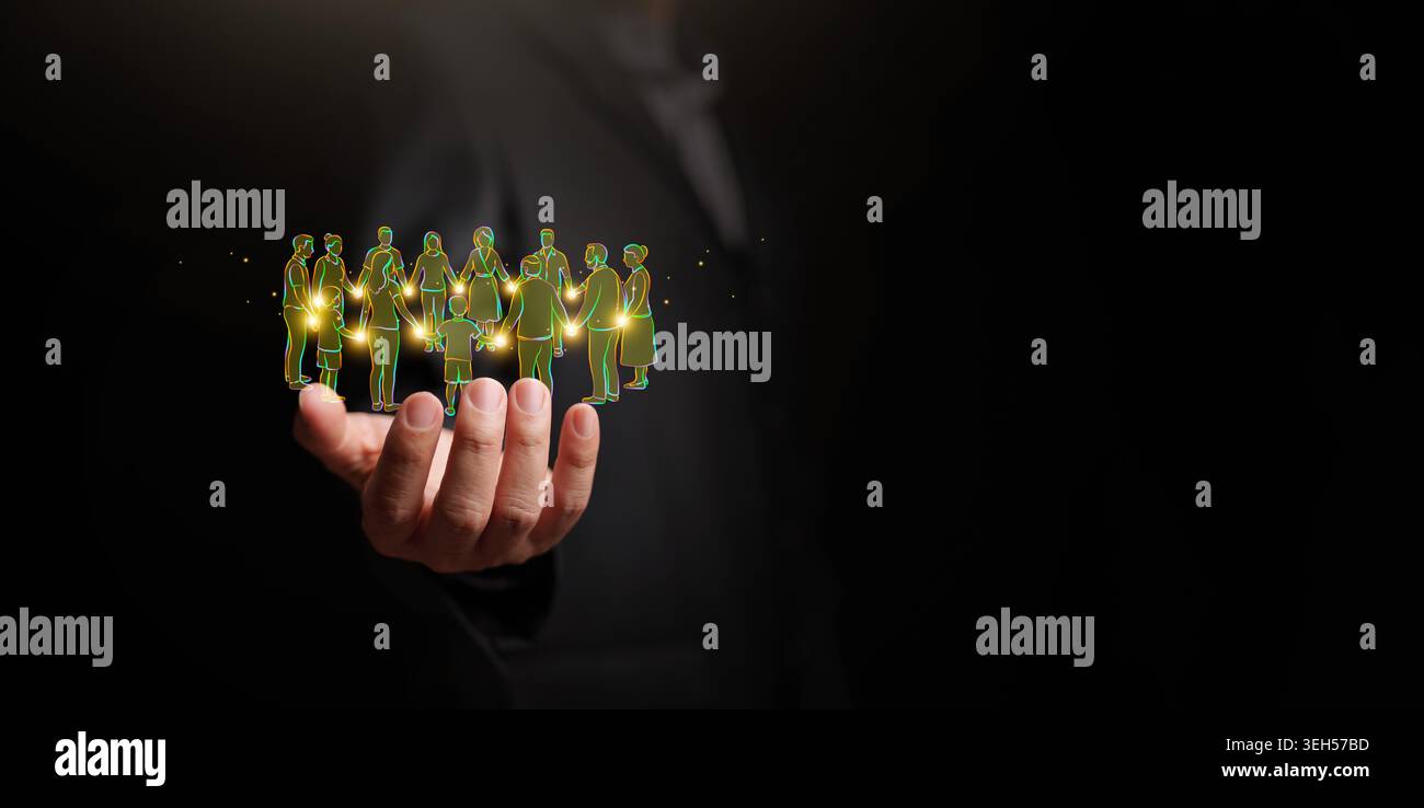 Uomo d'affari che tiene l'icona del cerchio della connessione alla comunità su uno spazio di copia scuro. Legame sociale, lavoro di squadra, diversità, sostegno familiare, beneficenza, unità, gente in rete Foto Stock