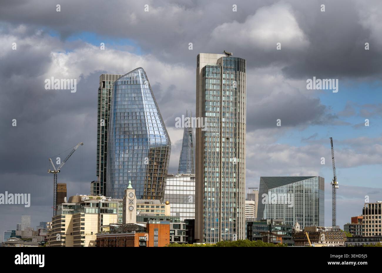 Skyline di London South Bank, Londra, Inghilterra, Regno Unito Foto Stock