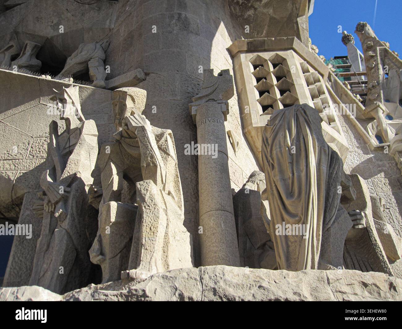Barcellona, Spagna. 8 gennaio 2011, Sagrada Familia Passion sculture di Josep Maria Subirachs Foto Stock