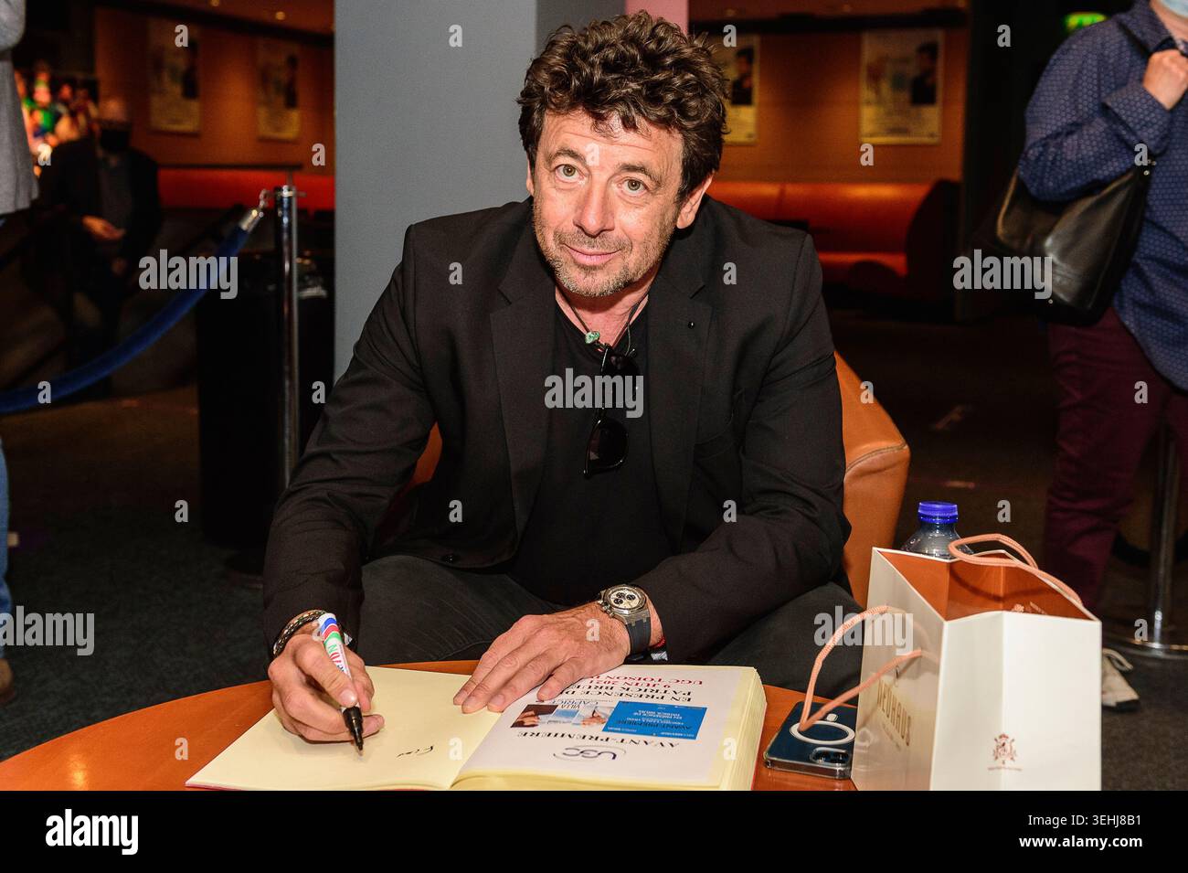 L'attore e cantante francese Patrick Bruel a Bruxelles per presentare il suo nuovo film Villa Caprice - firmando il libro d'oro dell'UGC | l'acteur et chante Foto Stock
