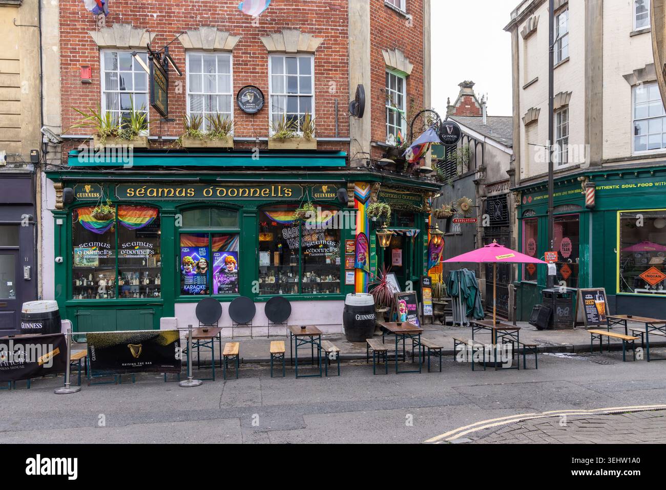 Seamus o'donnells popolare pub irlandese in Saint Nicholas Street, città di Bristol, Inghilterra, Regno Unito Foto Stock
