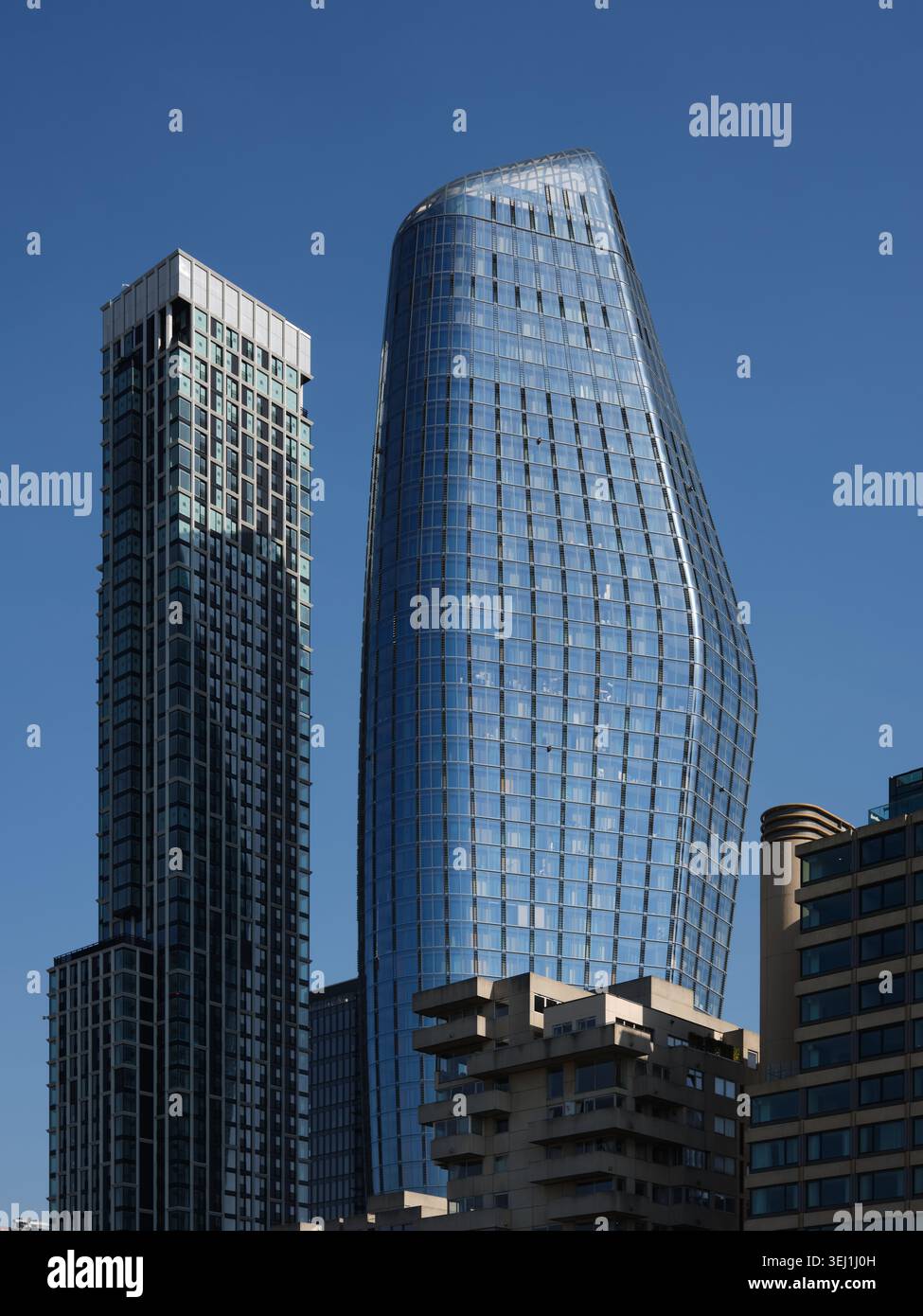 Un alto edificio della Blackfriars Road Tower a Southwark, Londra sud-orientale, Inghilterra, Regno Unito. Foto Stock