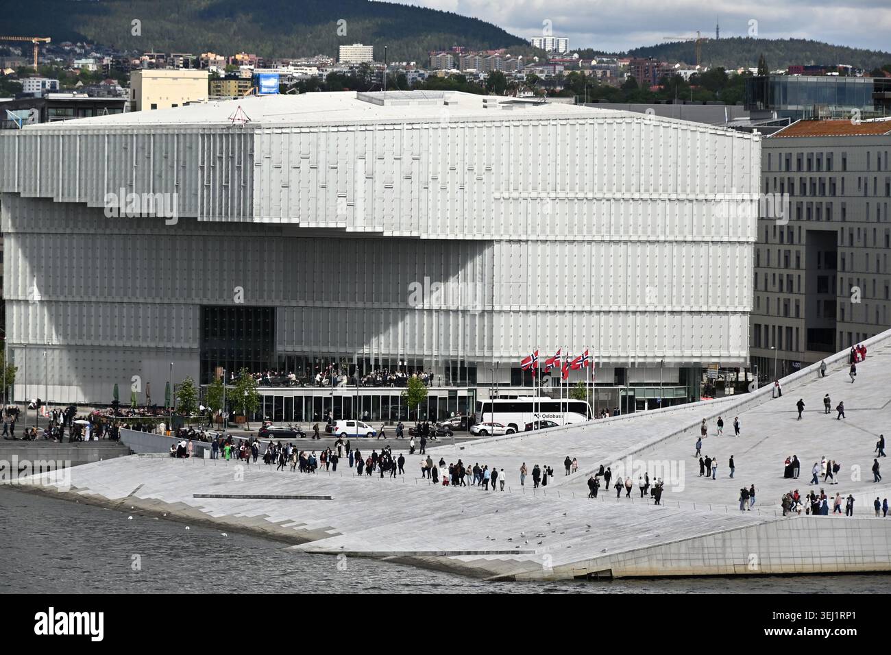 Deichman Bjørvika, la principale biblioteca pubblica situata a Oslo, Norvegia. Foto Stock