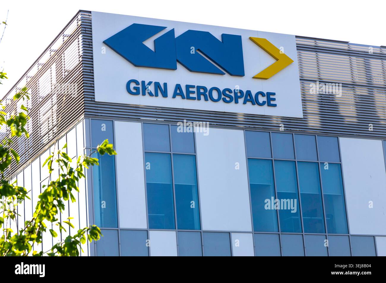 GKN Aerospace è un fornitore di primo livello globale di strutture di telai e motori. Fornisce aeromobili commerciali e militari e appaltatori di motori. Foto Stock