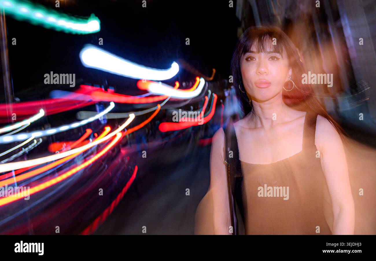 Una bella donna asiatica di 36 anni Foto Stock