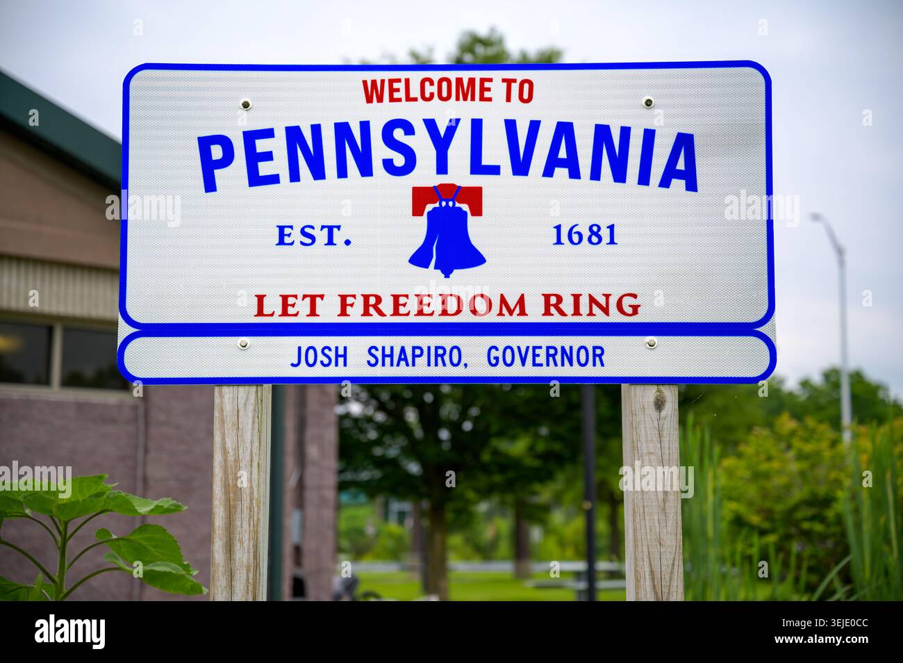 Benvenuto al cartello stradale della Pennsylvania con il simbolo della Liberty Bell Foto Stock