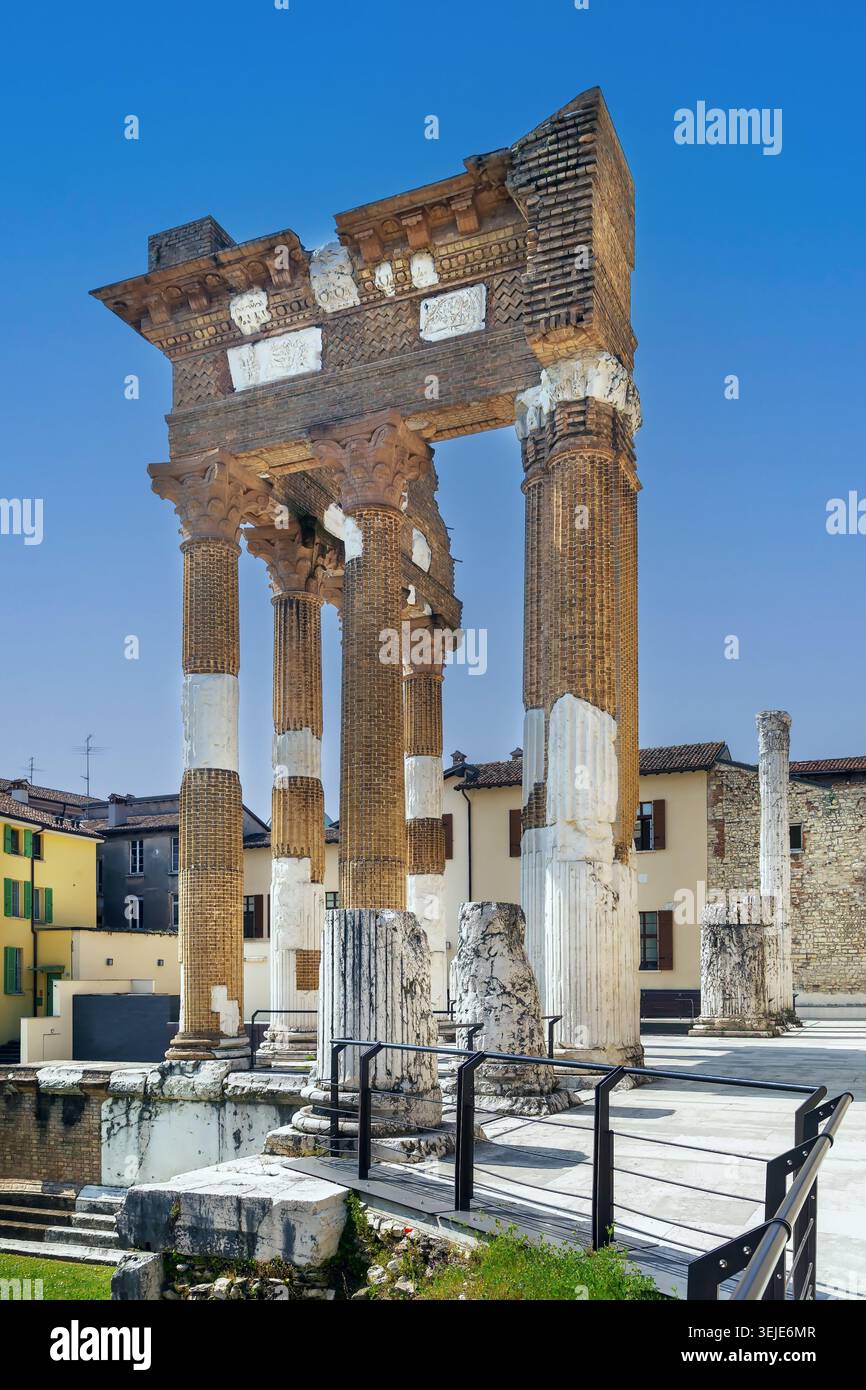 Colonne nel foro Romano di Brescia, Italia Foto Stock