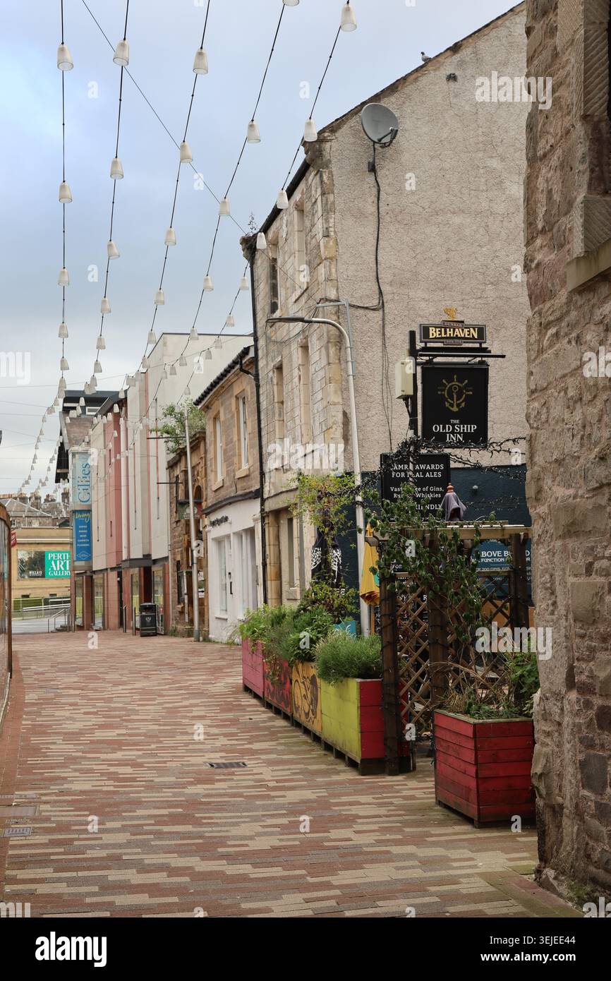 Esterno dell'Old Ship Inn Perth Scotland, maggio 2026 Foto Stock