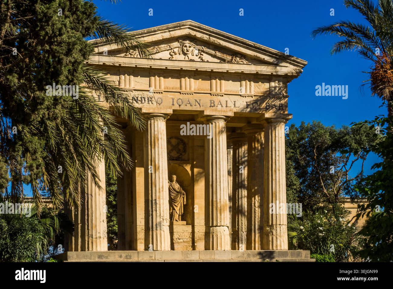 Malta - la Valletta, Memoriale a Sir Alexander Ball ai Giardini Lower Barrakka Foto Stock