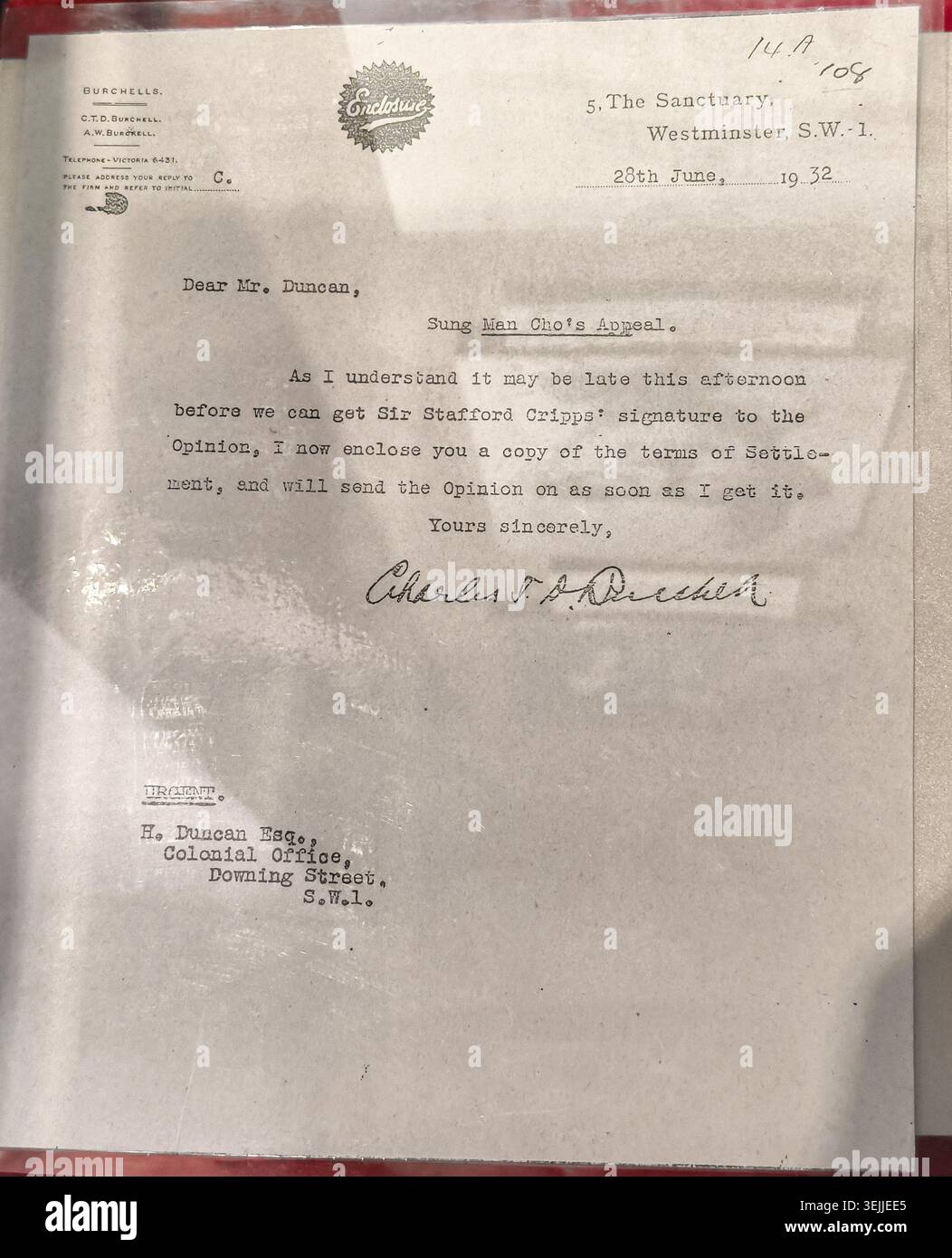 1932 lettera scritta ufficiale riguardante "Sung Man Cho's Appeal" indirizzata al signor Duncan presso l'Ufficio coloniale. Il documento menziona l'attesa di una firma da parte di Sir Stafford Cripps per un parere e promette una copia dei termini dell'accordo. Foto Stock