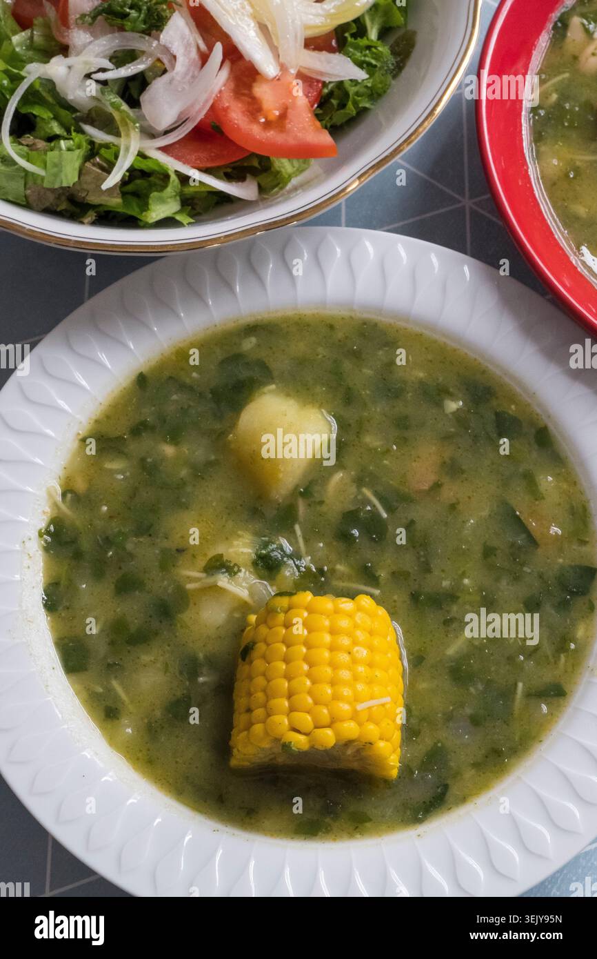 Stufato di crescione e insalata delle Isole Canarie Foto Stock