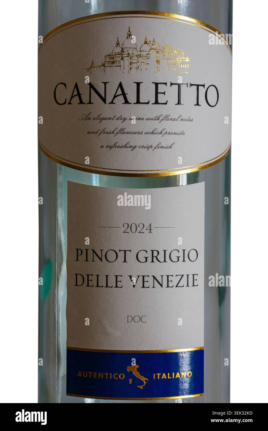 Etichetta su Canaletto Pinot Grigio bottiglia di vino bianco delle Venezie DOC 2024 - vino italiano Foto Stock