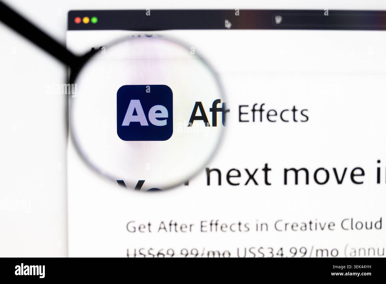 Milano, Italia 2026, 20 aprile primo piano del sito web Adobe After Effects su schermo di un laptop. Concentratevi sul logo Adobe After Effects sotto una lente di ingrandimento. Foto Stock