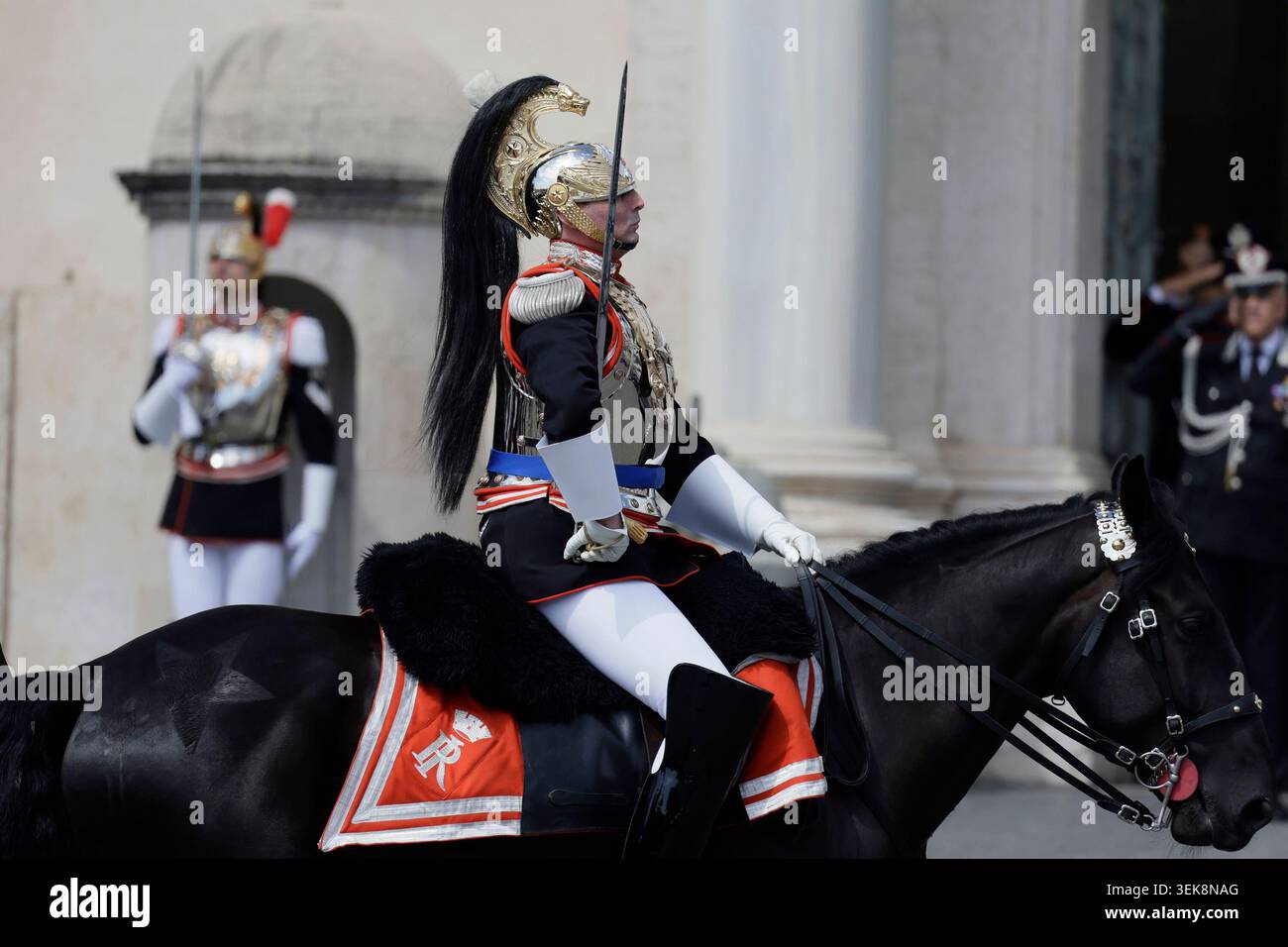 Roma, Italia. 1 giugno 2026. Cambio della guardia in forma solenne al Quirinale - Lunedì 1 giugno 2026 - (foto di Cecilia Fabiano/ credito: LaPresse/Alamy Live News Foto Stock