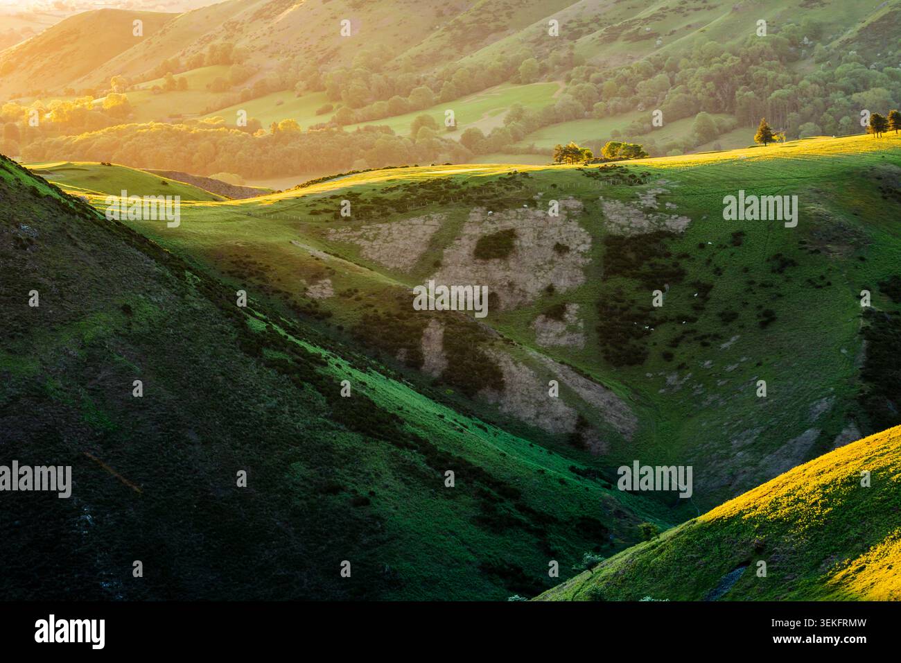 Alba a Carding Mill Valley nelle Shropshire Hills. Foto Stock