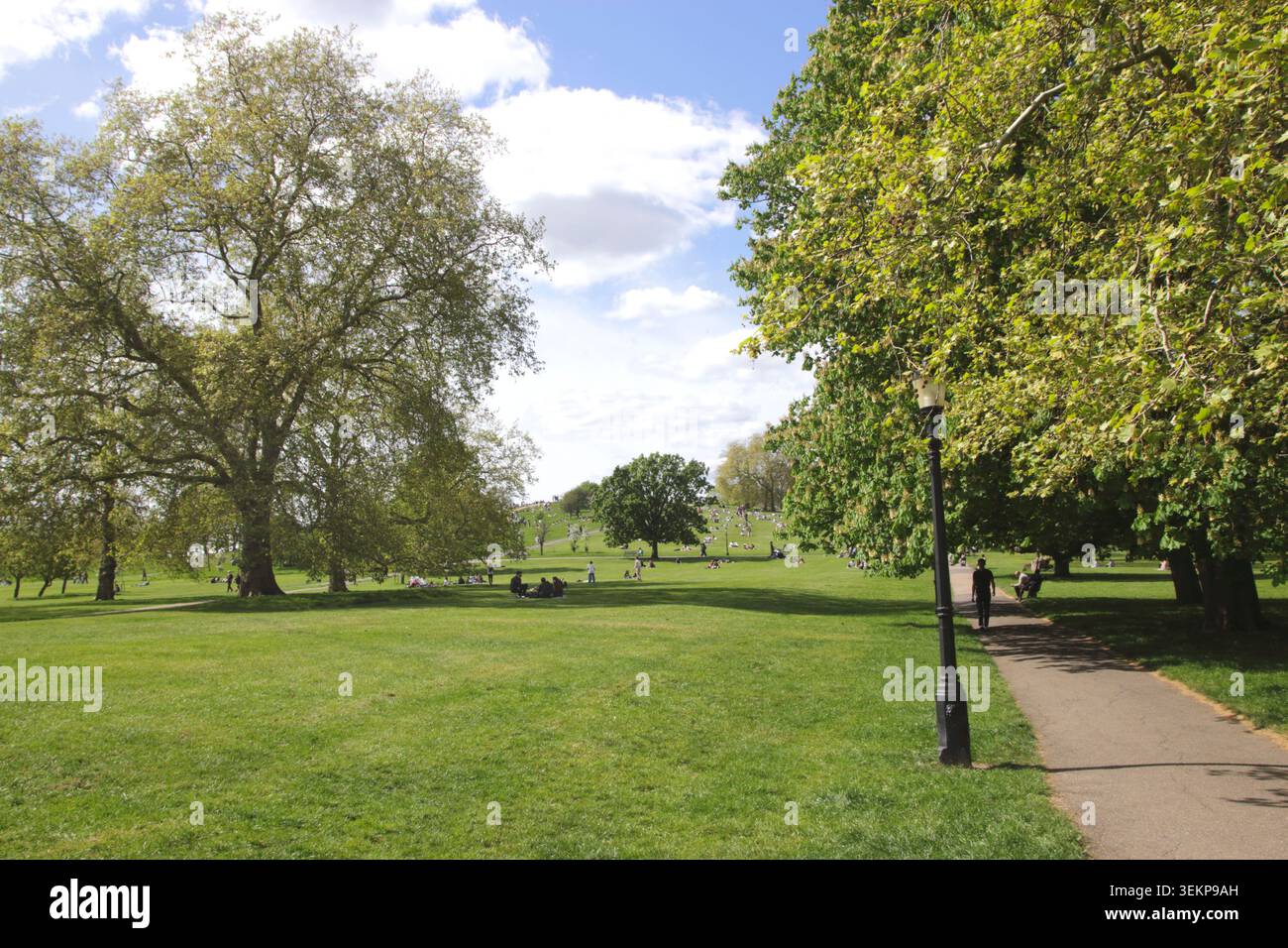 Percorso lungo Primrose Hill, Londra, primavera 2026 Foto Stock