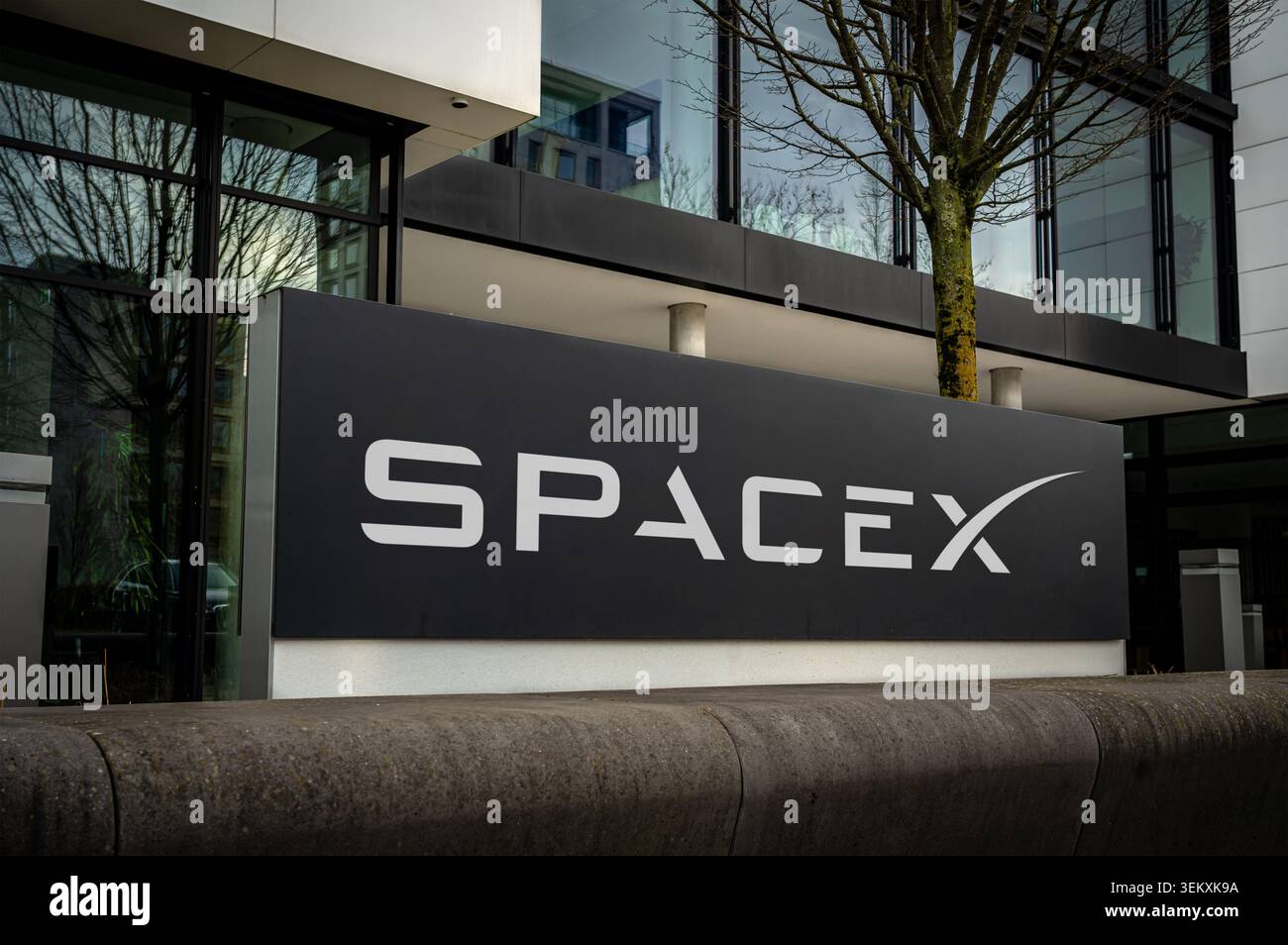 SpaceX - compagnia americana di volo spaziale e intelligenza artificiale Foto Stock