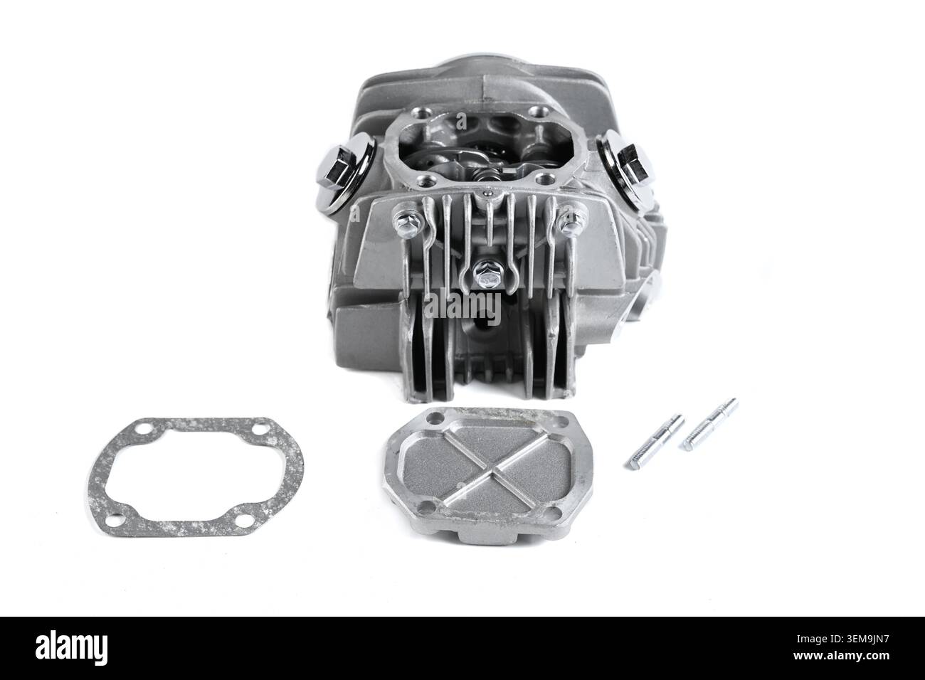 Kit di conversione testata motore motociclo con guarnizione coperchio valvole e set prigionieri. Foto Stock