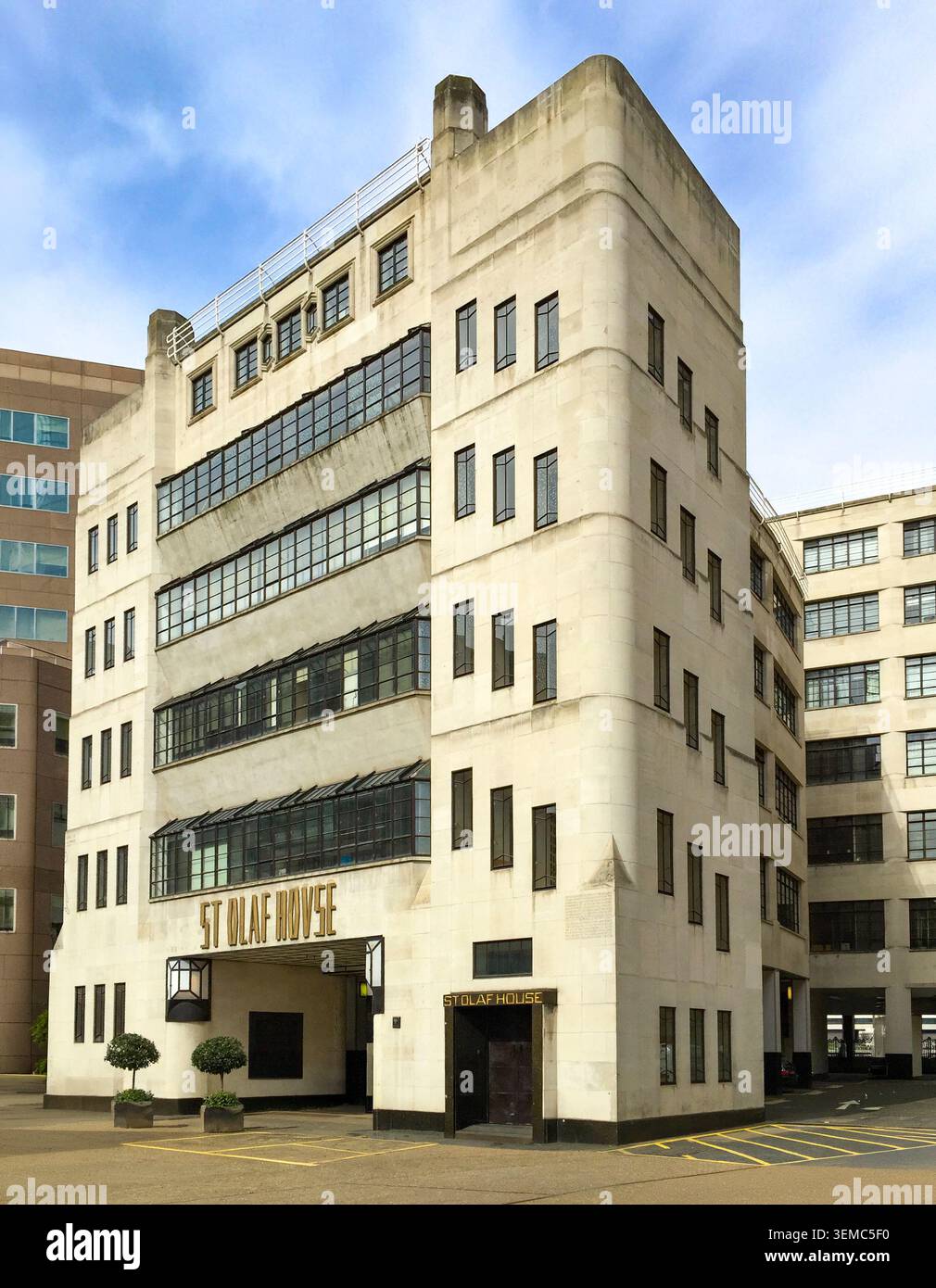 St Olaf House (1928–32) di Harry Stuart Goodhart-Rendel, Art Deco, Tooley Street, Londra, Inghilterra Foto Stock