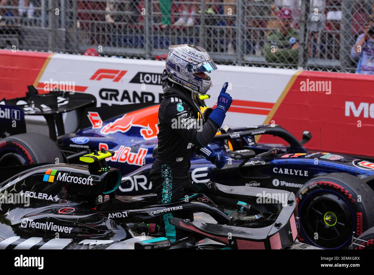 Montecarlo, Monaco. 7 giugno 2026. Andrea Kimi Antonelli celebra la vittoria, durante la Formula 1 Louis Vuitton Grand Prix de Monaco. Crediti: Alessio Morgese / Alamy live news Foto Stock