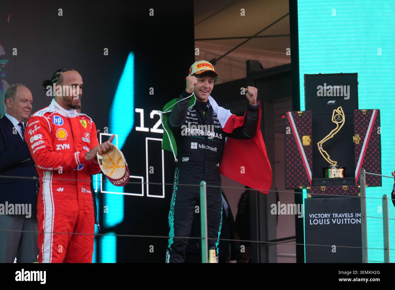 Montecarlo, Monaco. 7 giugno 2026. Andrea Kimi Antonelli e Lewis Hamilton sul podio, durante la Formula 1 Louis Vuitton Grand Prix de Monaco. Crediti: Alessio Morgese / Alamy live news Foto Stock