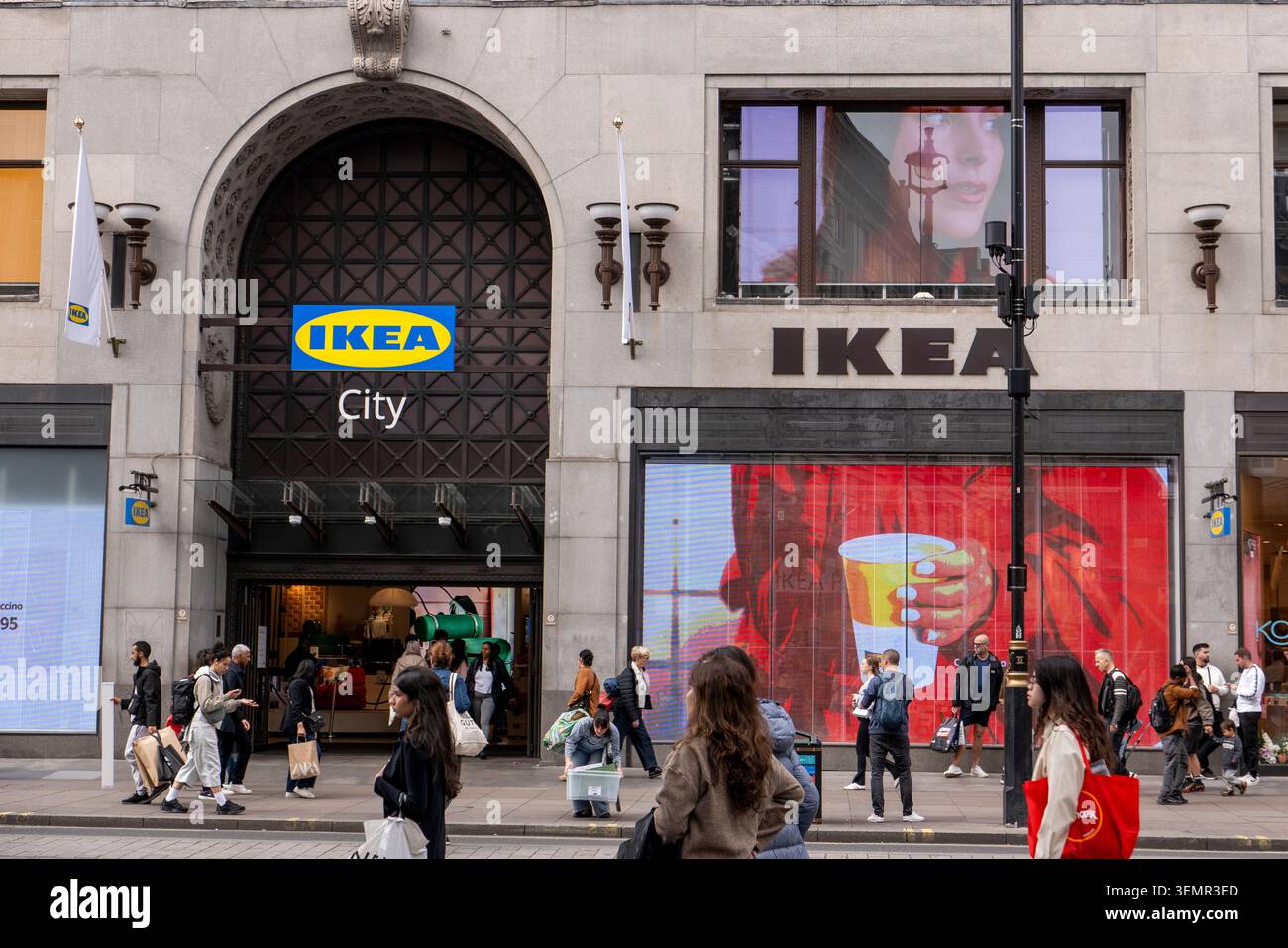 LONDRA, INGHILTERRA, giugno 2026. IKEA City Shop in Oxford Street. Vista dei negozi e delle attività commerciali nel centro di Londra in Inghilterra. Credito fotografico: SMP News Foto Stock