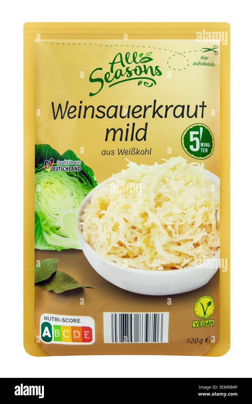Amburgo, Germania - 12 maggio 2026: Crauti tedeschi Weinsauerkraut isolati su sfondo bianco Foto Stock